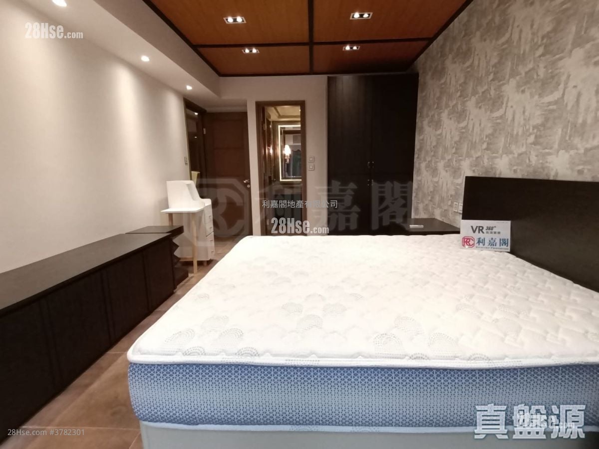 The Zumurud Rental 1,577 ft²