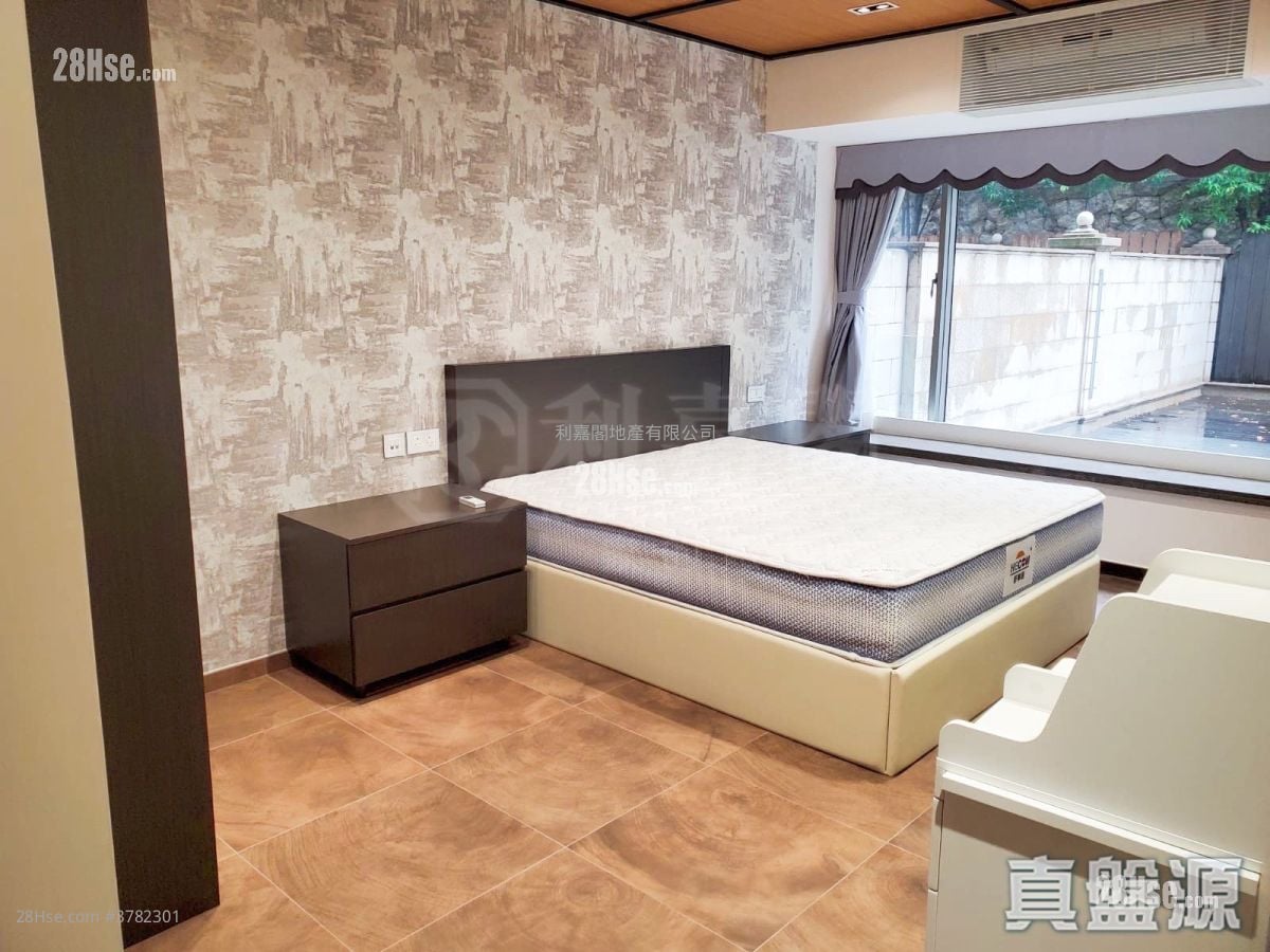 The Zumurud Rental 1,577 ft²