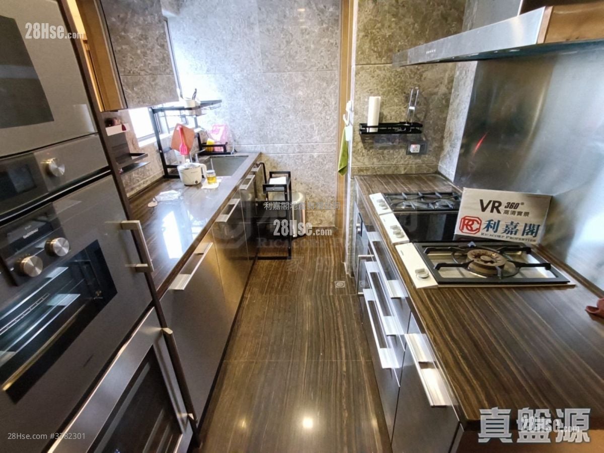 The Zumurud Rental 1,577 ft²