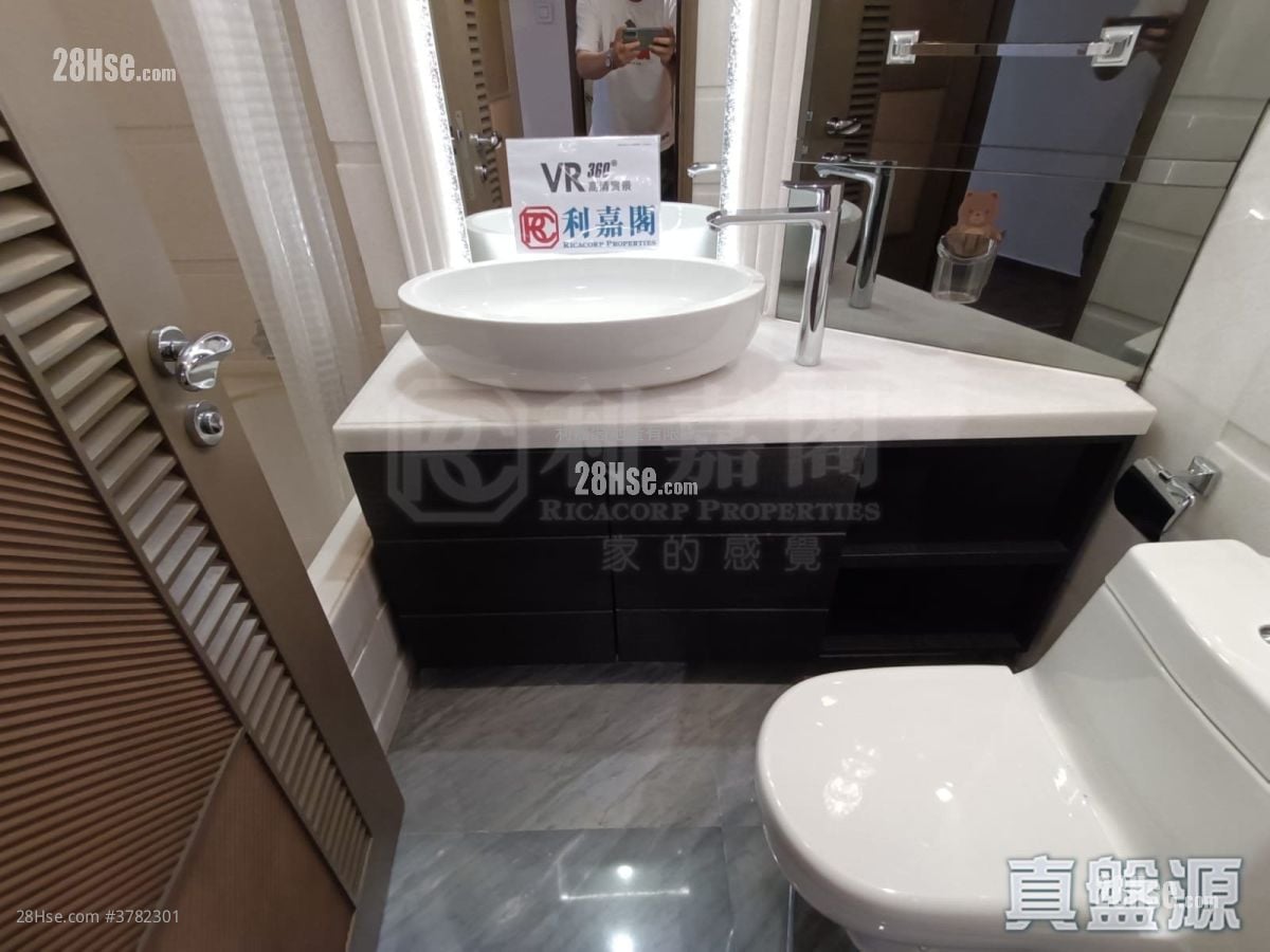 The Zumurud Rental 1,577 ft²