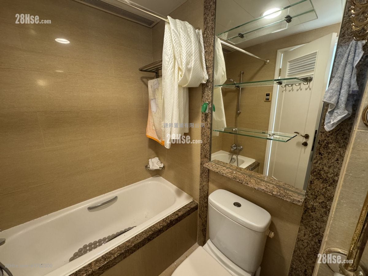 Sky Tower Sell 2 Bedrooms , 1 Bathroom 452 ft²