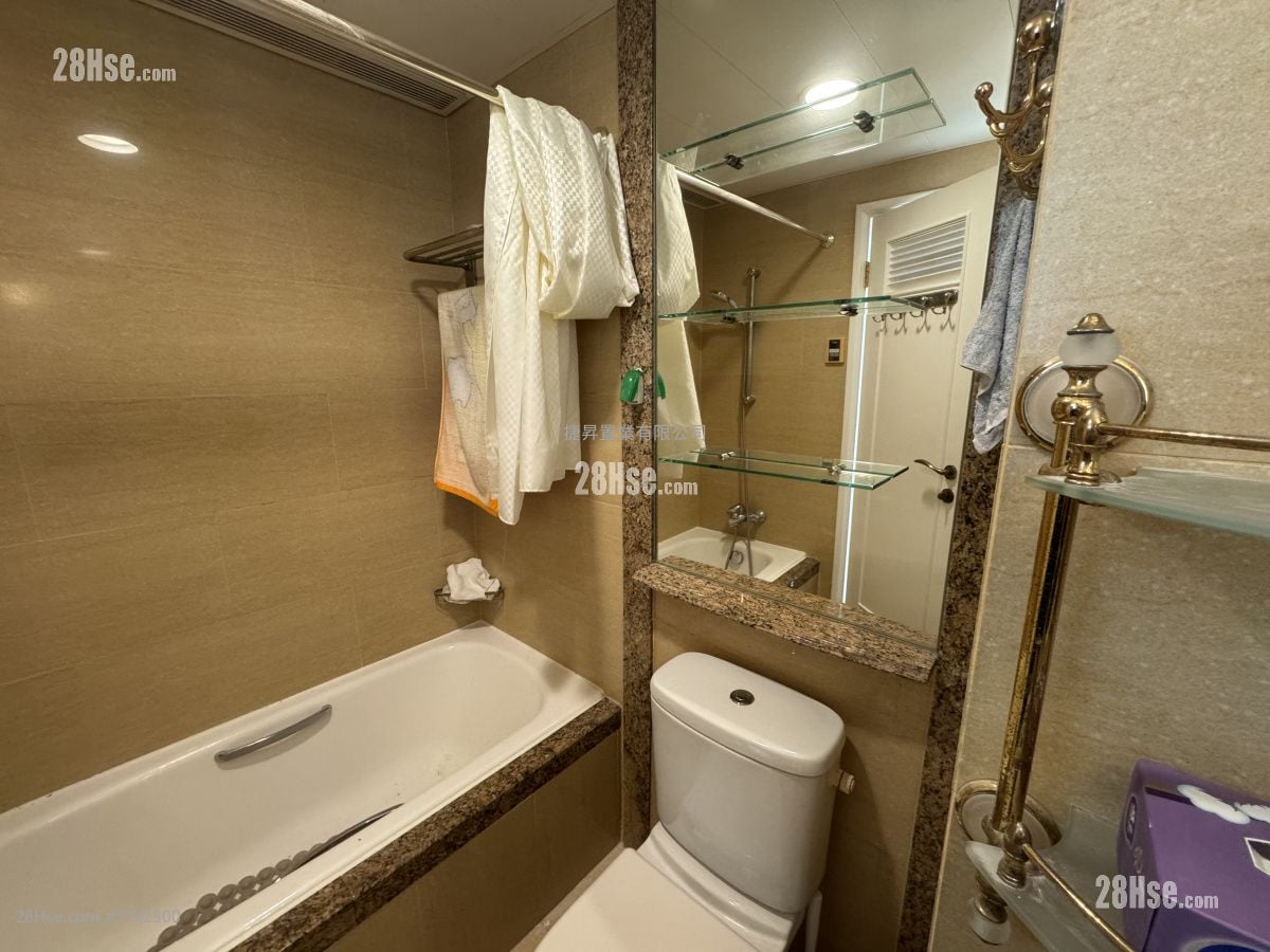 Sky Tower Sell 2 Bedrooms , 1 Bathroom 452 ft²