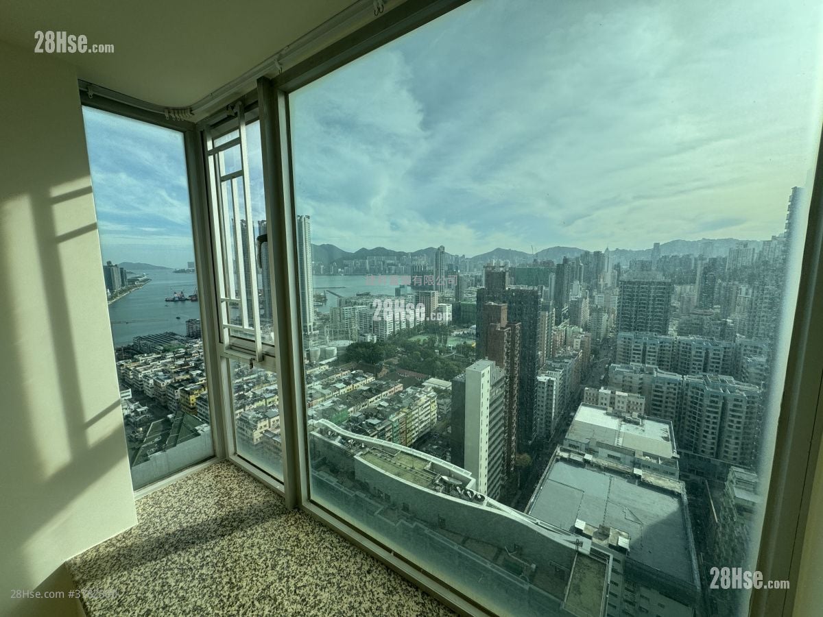 Sky Tower Sell 2 Bedrooms , 1 Bathroom 452 ft²