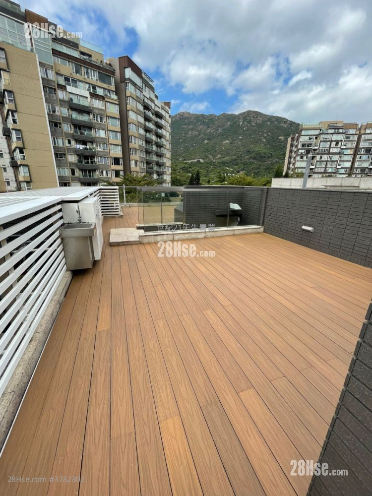 星堤 租盘 3 房 , 5+ 浴室 2,586 平方尺