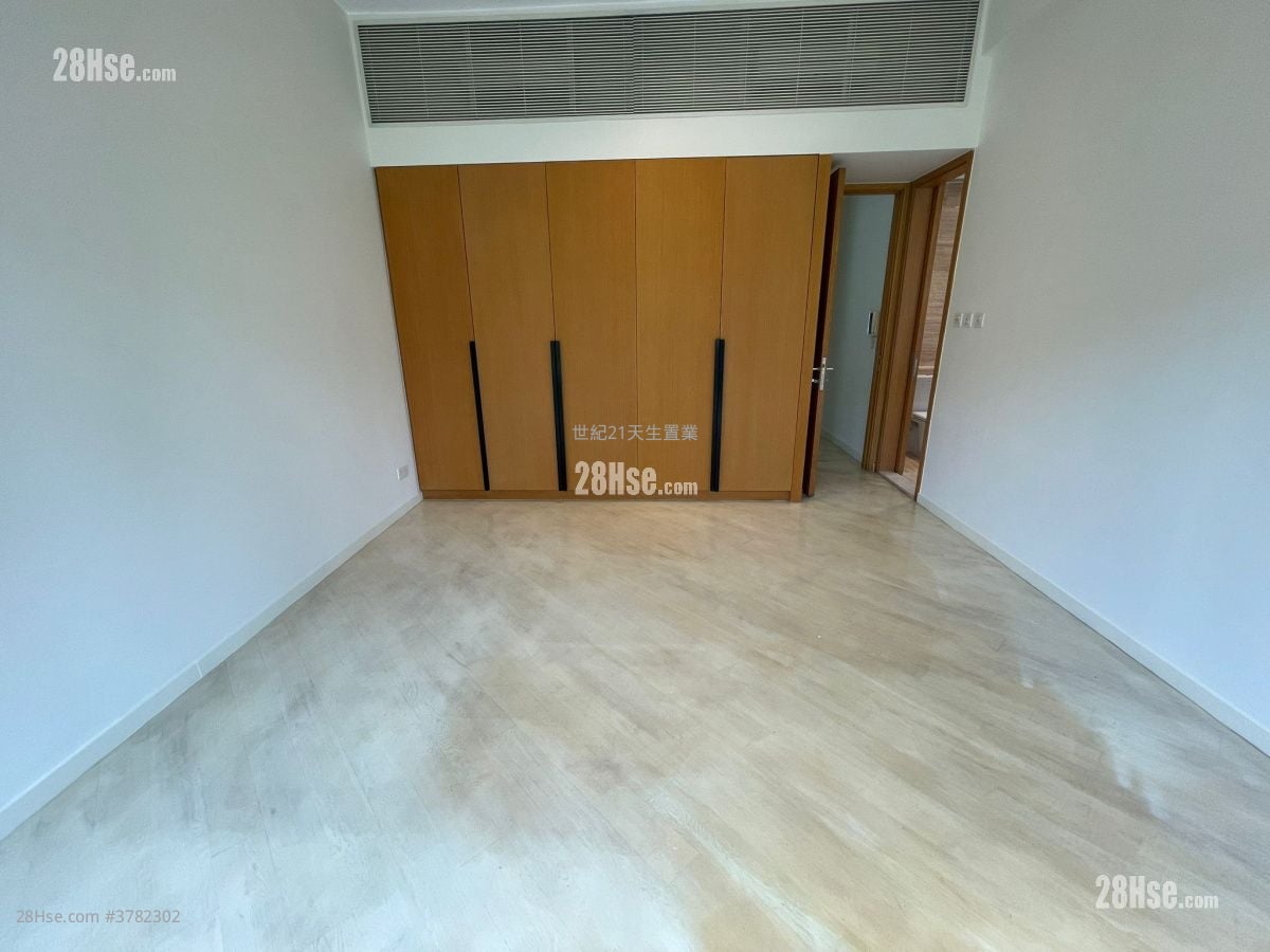 星堤 租盘 3 房 , 5+ 浴室 2,586 平方尺