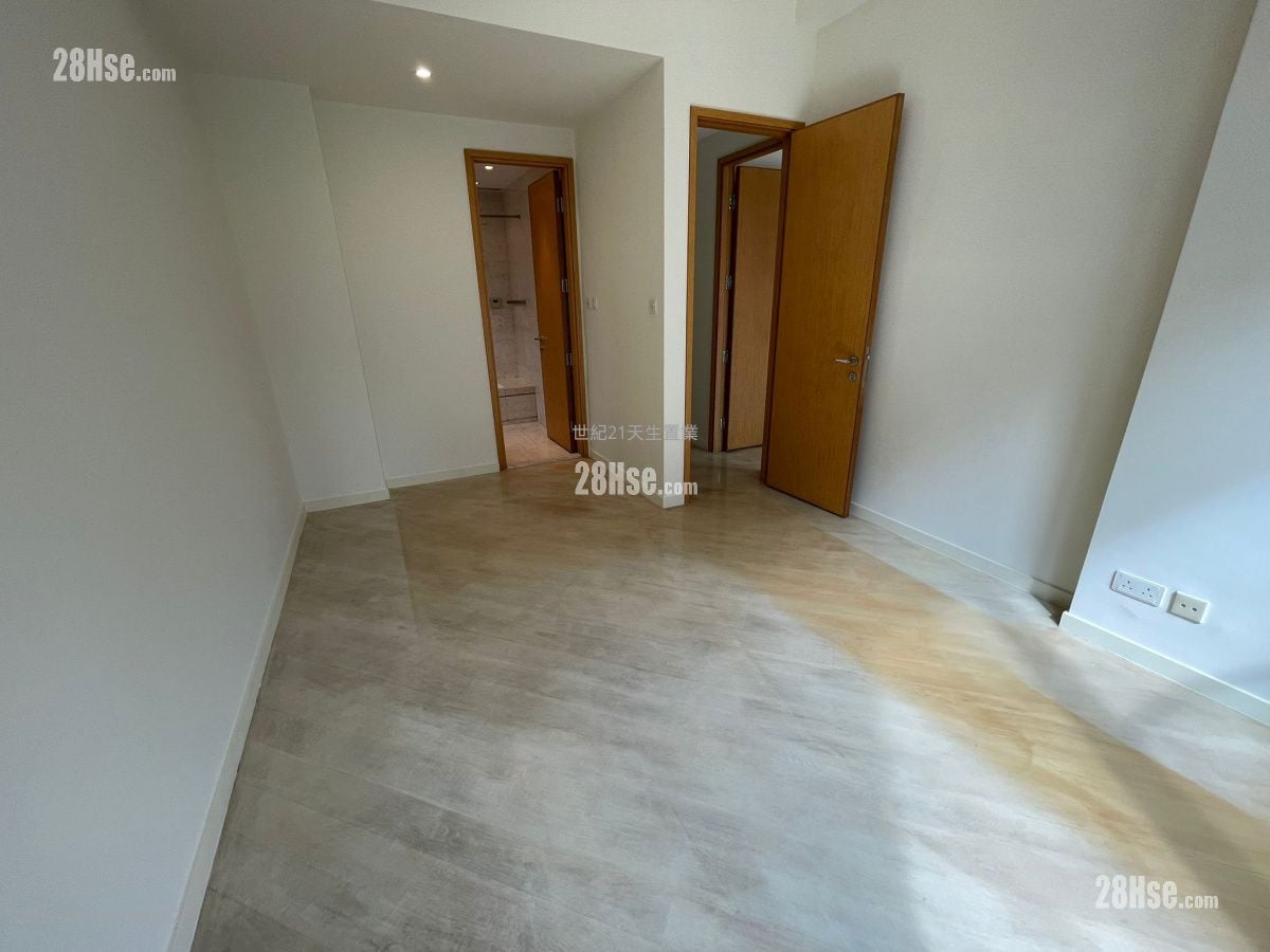 星堤 租盘 3 房 , 5+ 浴室 2,586 平方尺