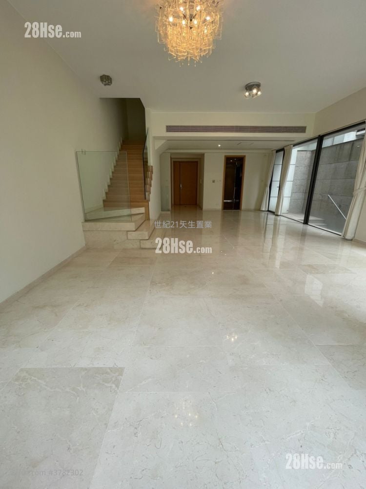 星堤 租盘 3 房 , 5+ 浴室 2,586 平方尺