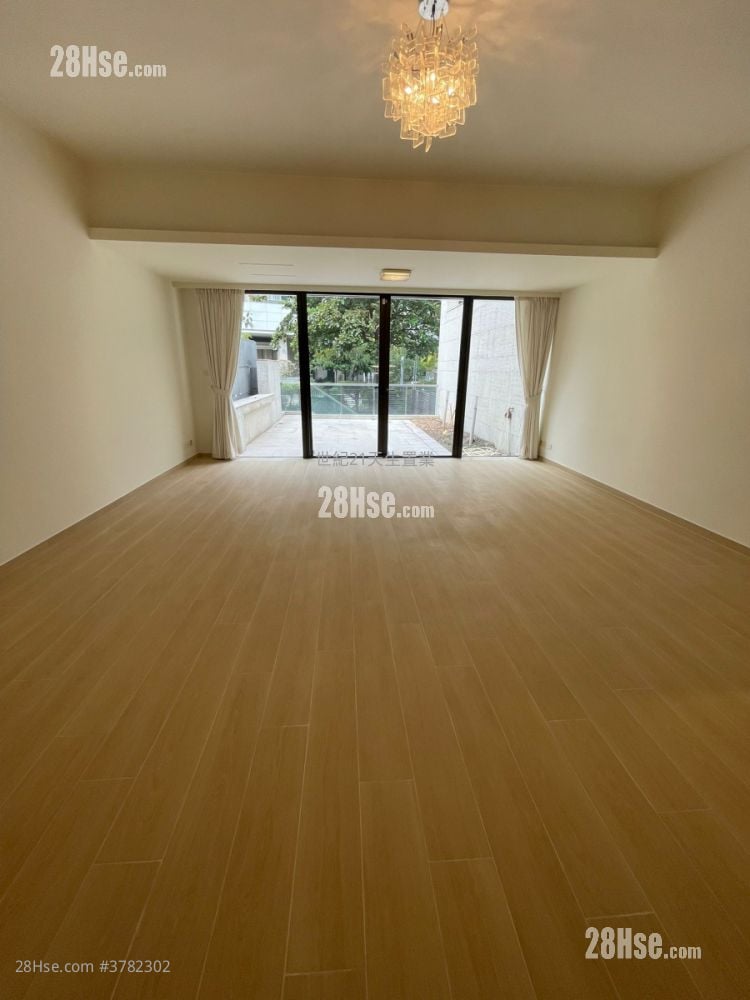 星堤 租盘 3 房 , 5+ 浴室 2,586 平方尺