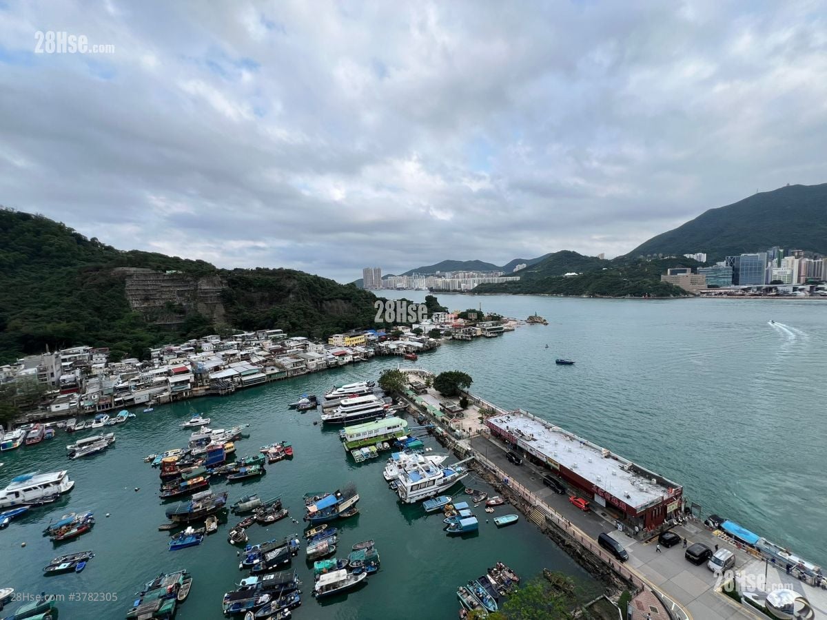 Montego Bay Sell 3 Bedrooms , 2 Bathrooms 798 ft²