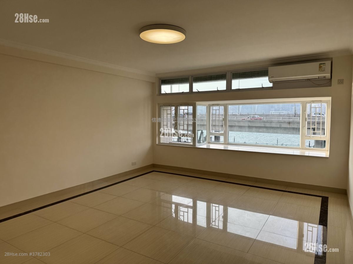 Provident Centre Sell 3 Bedrooms , 3 Bathrooms 1,249 ft²