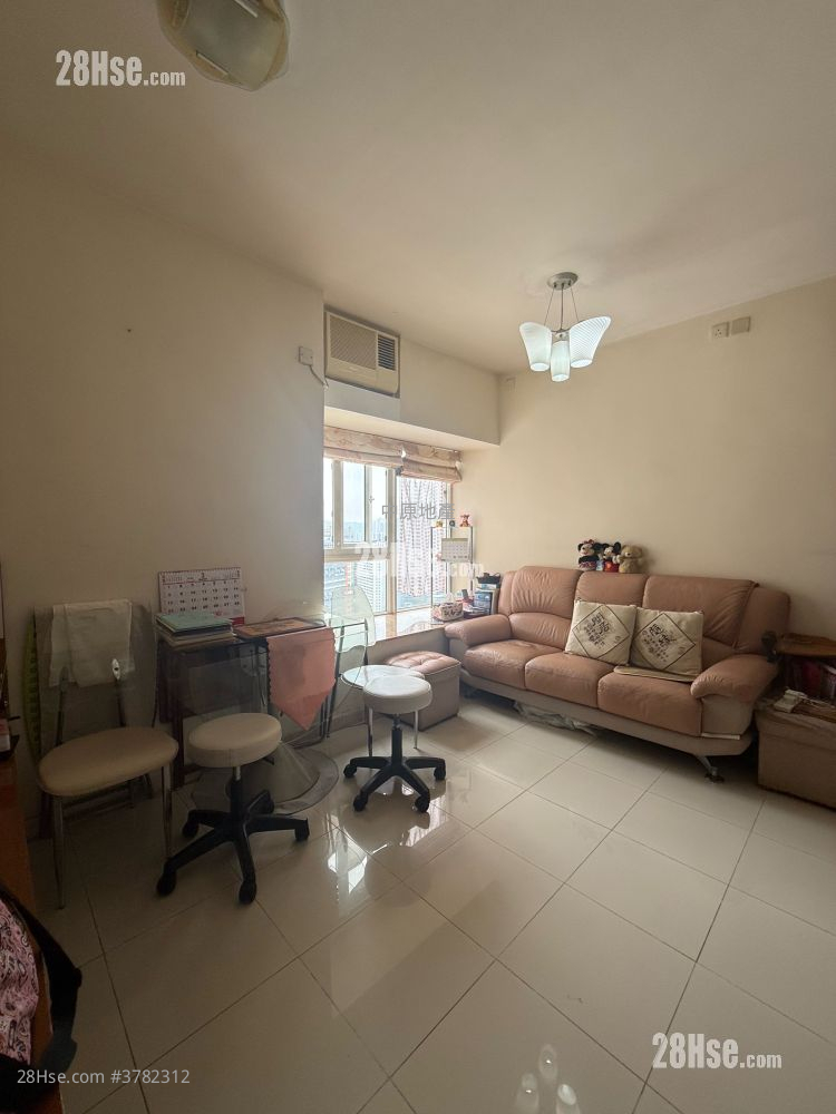 New Kwai Fong Gardens Sell 2 Bedrooms , 1 Bathroom 415 ft²