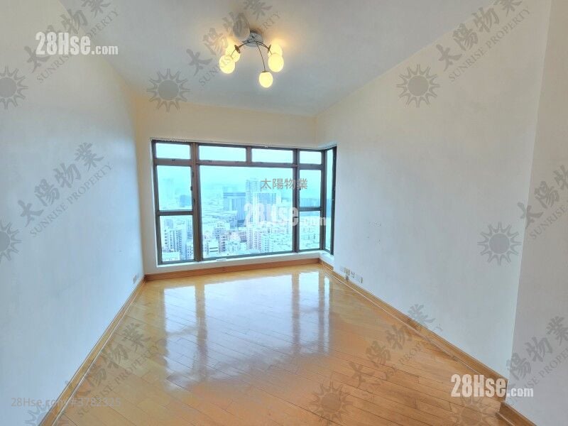 Royal Peninsula Sell 2 Bedrooms 563 ft²