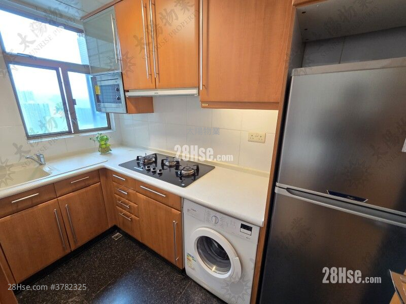 Royal Peninsula Sell 2 Bedrooms 563 ft²