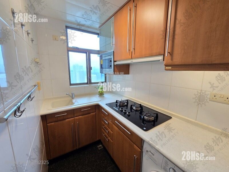 Royal Peninsula Sell 2 Bedrooms 563 ft²