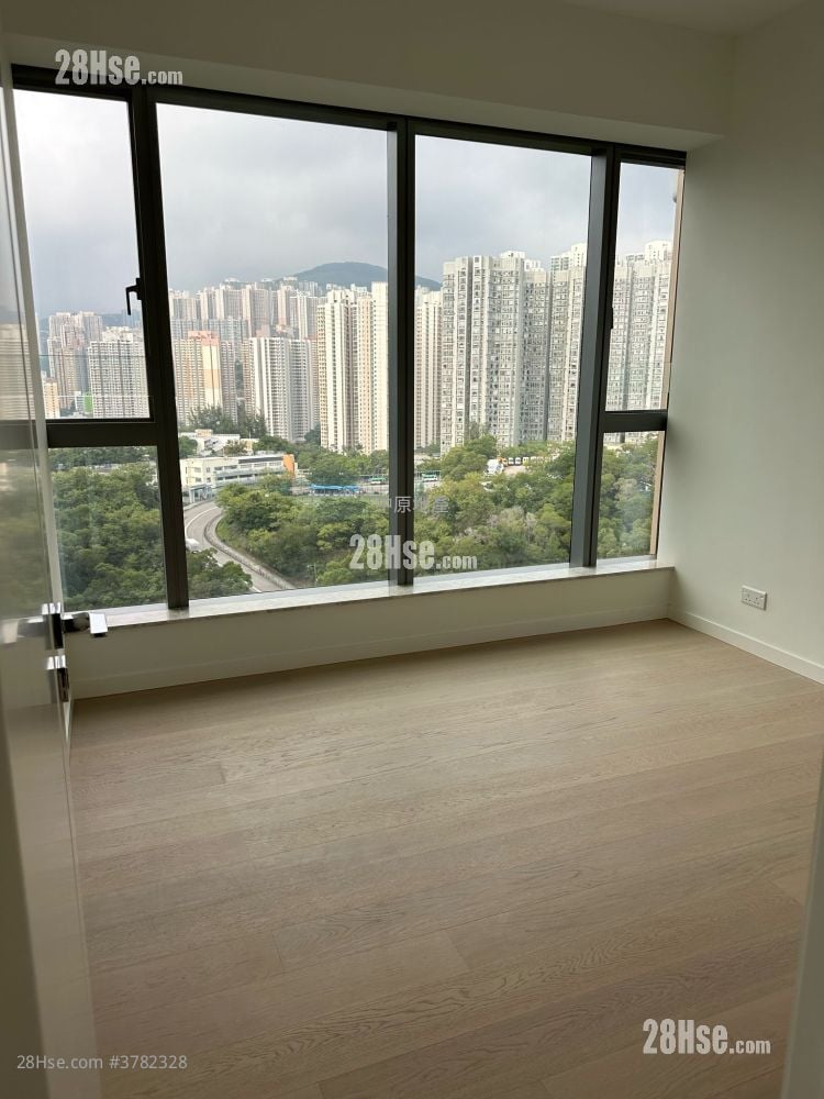 KOKO Hills 售盘 3 房 , 2 浴室 670 平方尺