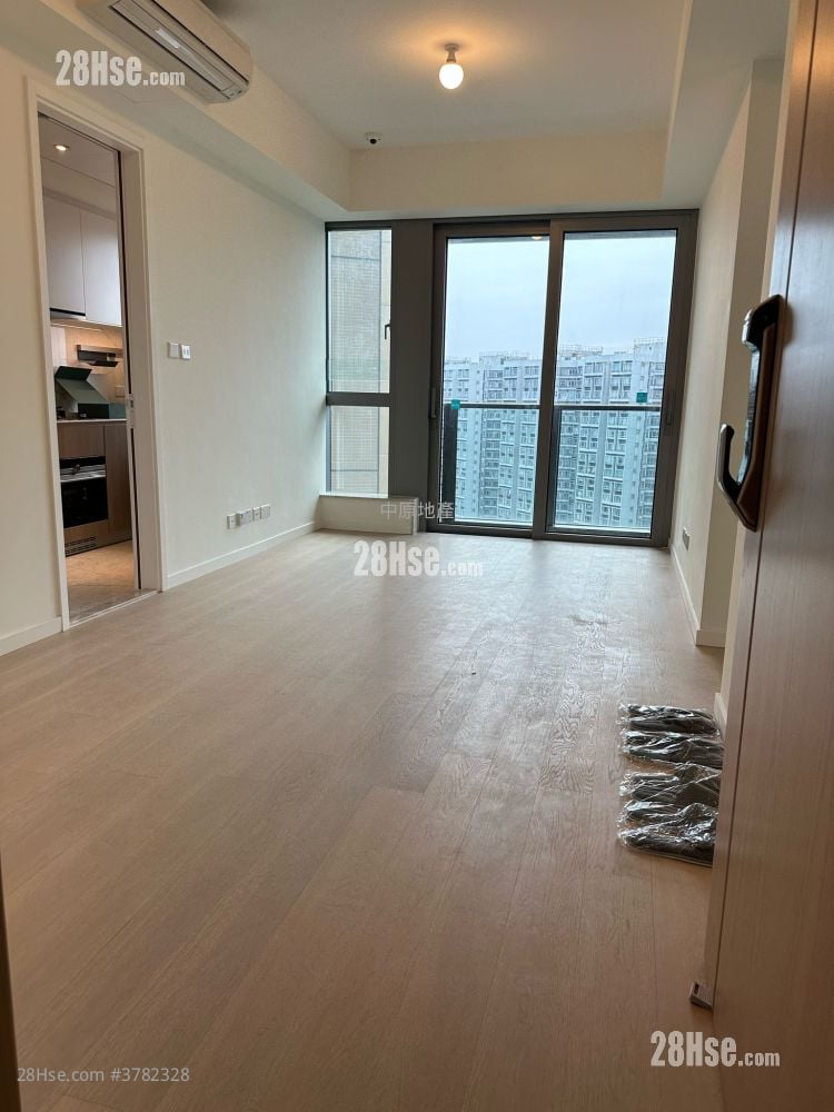 KOKO Hills 售盘 3 房 , 2 浴室 670 平方尺