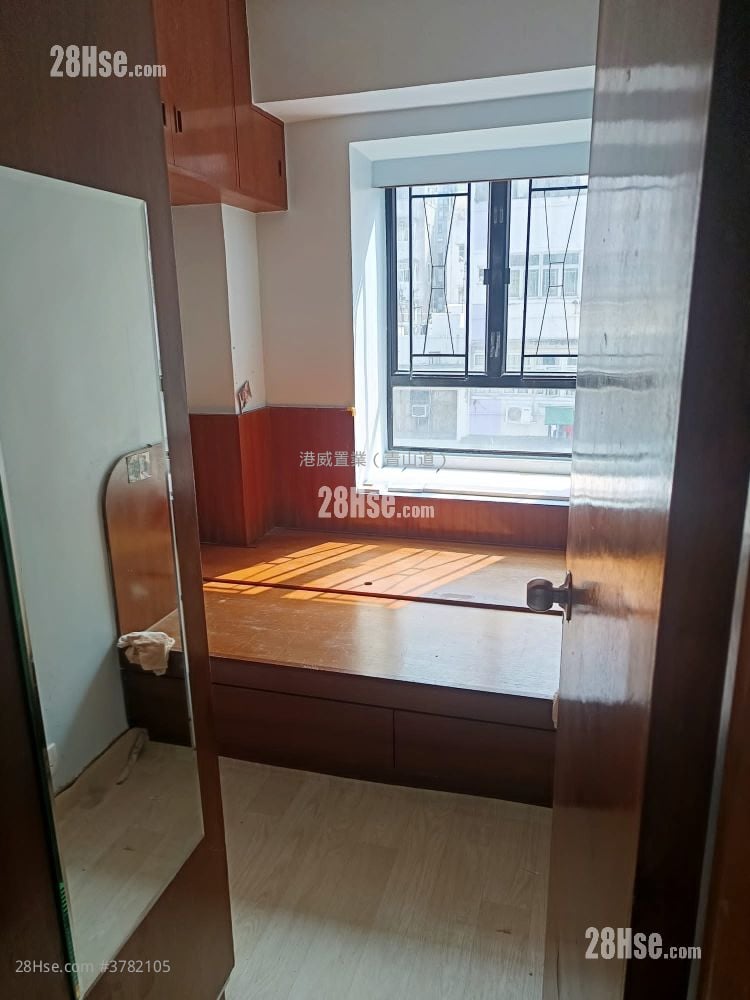 永隆大厦 售盘 2 房 280 平方尺