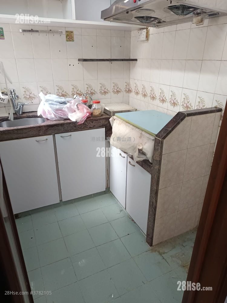 永隆大厦 售盘 2 房 280 平方尺