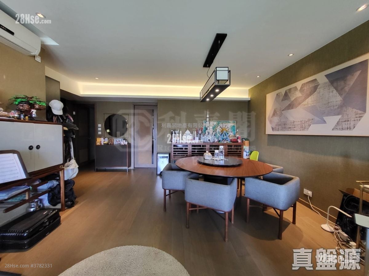 The Zumurud Sell 3 Bedrooms 1,658 ft²