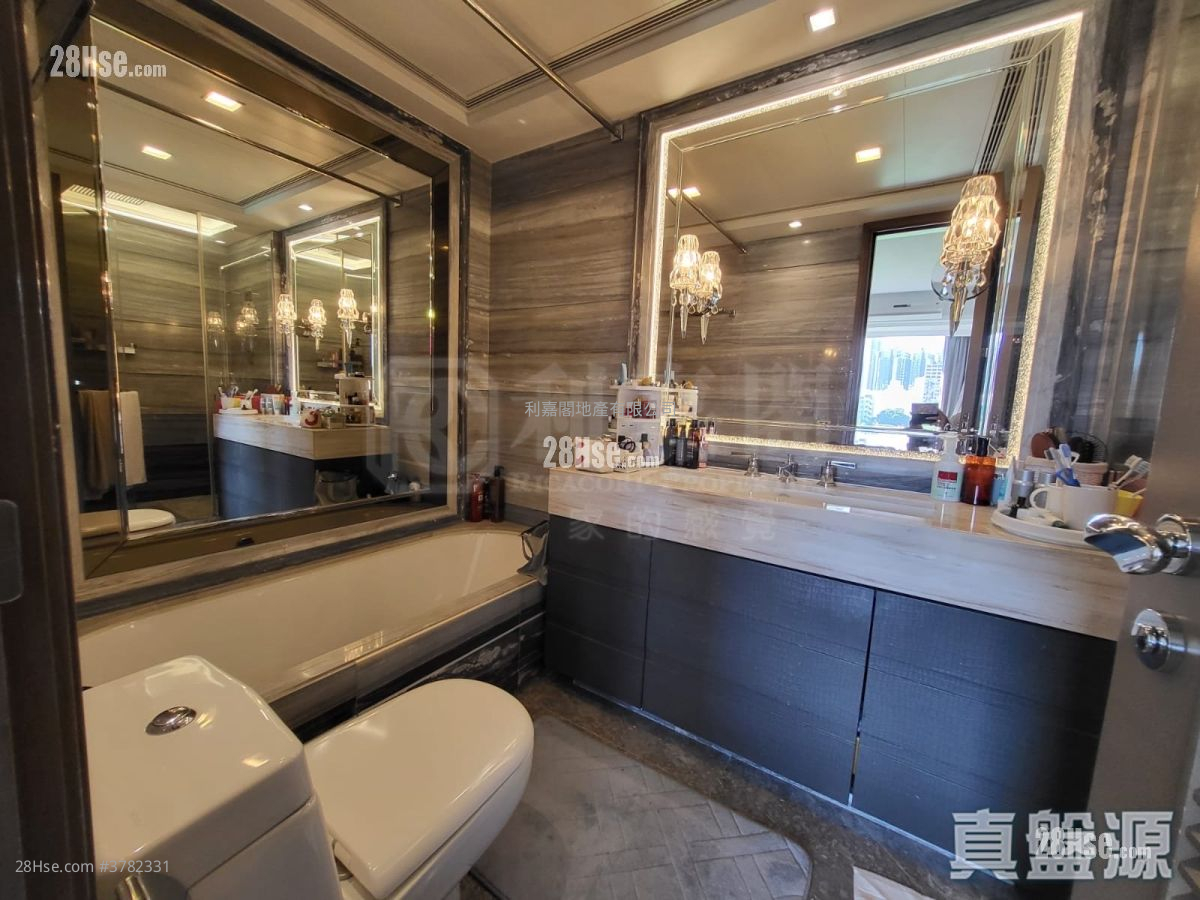 The Zumurud Sell 3 Bedrooms 1,658 ft²