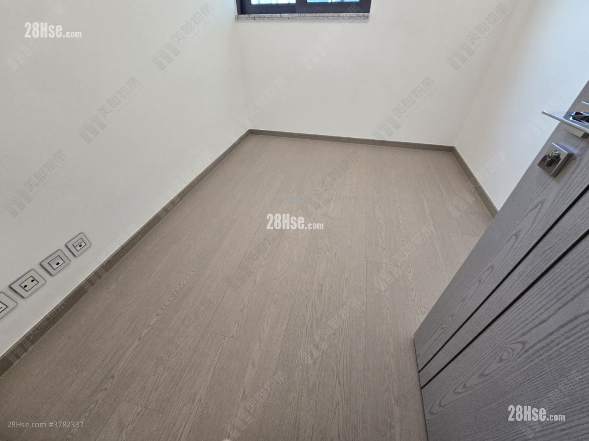 港岛南岸 租盘 3 房 , 3 浴室 1,006 平方尺