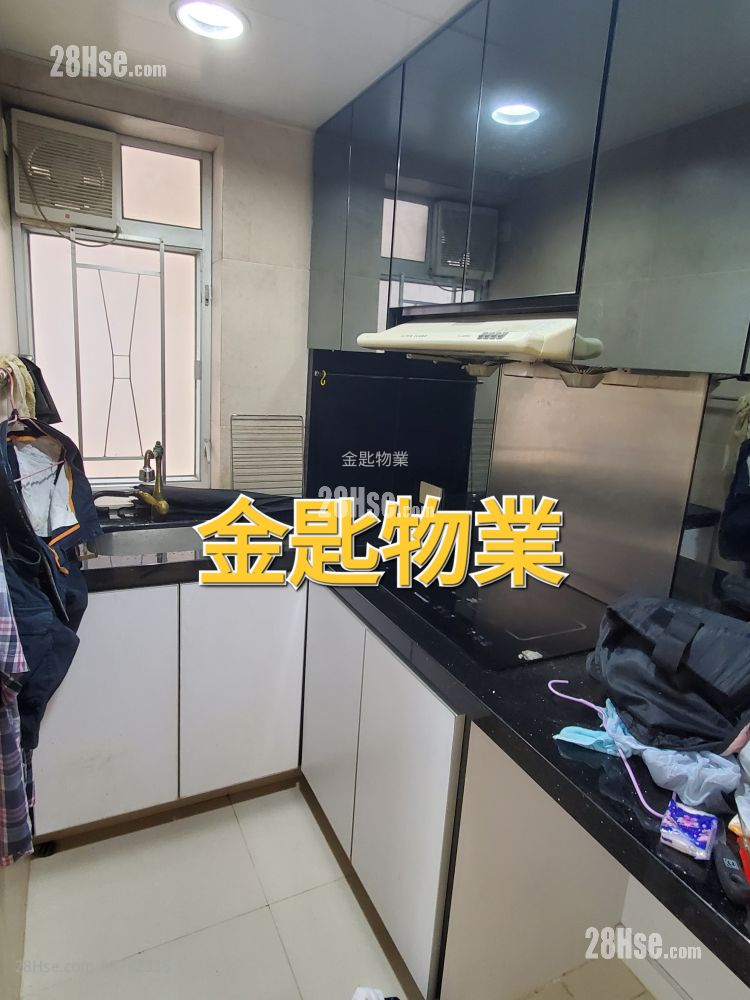 Ka Po Building Sell 2 Bedrooms , 1 Bathroom 417 ft²