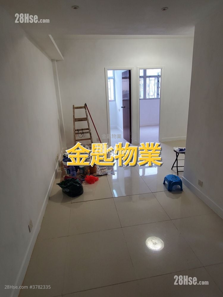 Ka Po Building Sell 2 Bedrooms , 1 Bathroom 417 ft²