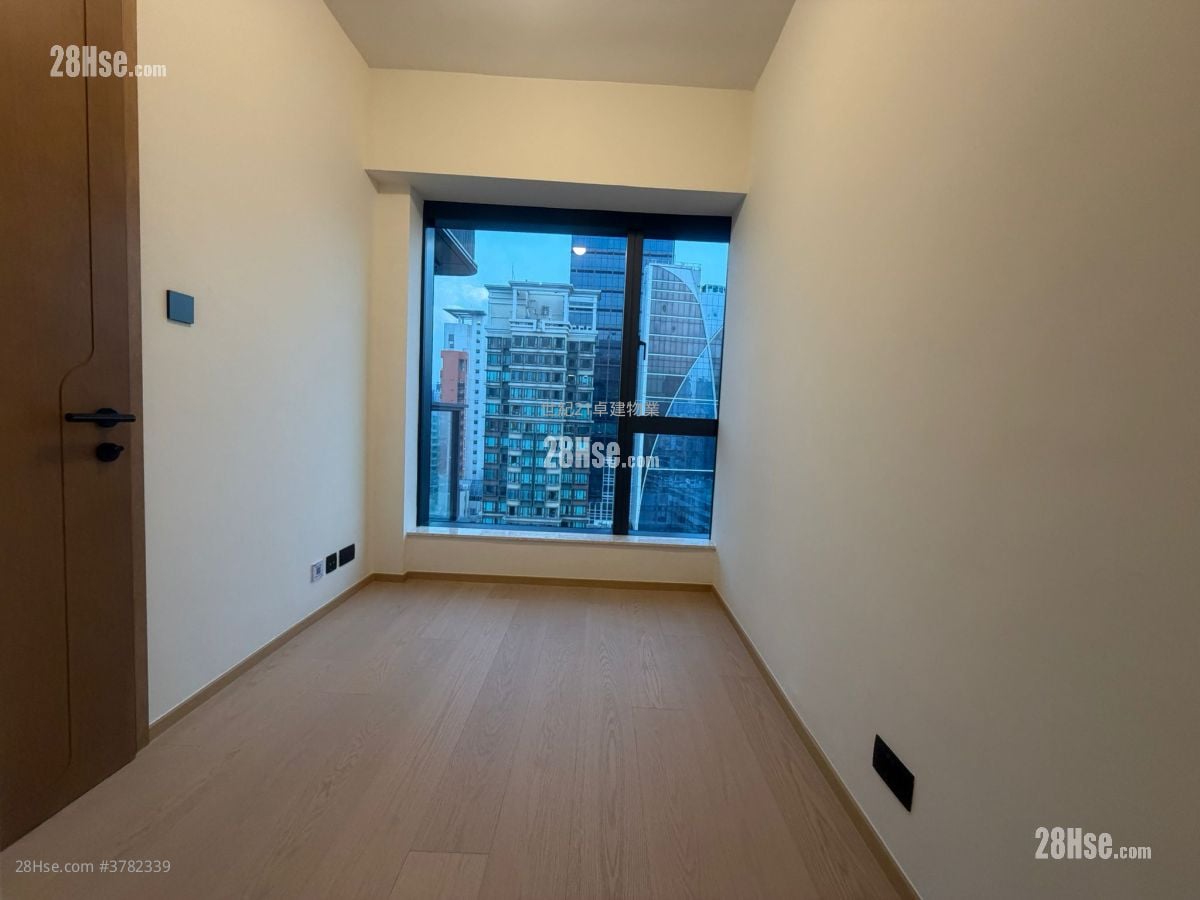 Topside Residence Rental 2 Bedrooms , 1 Bathroom 385 ft²