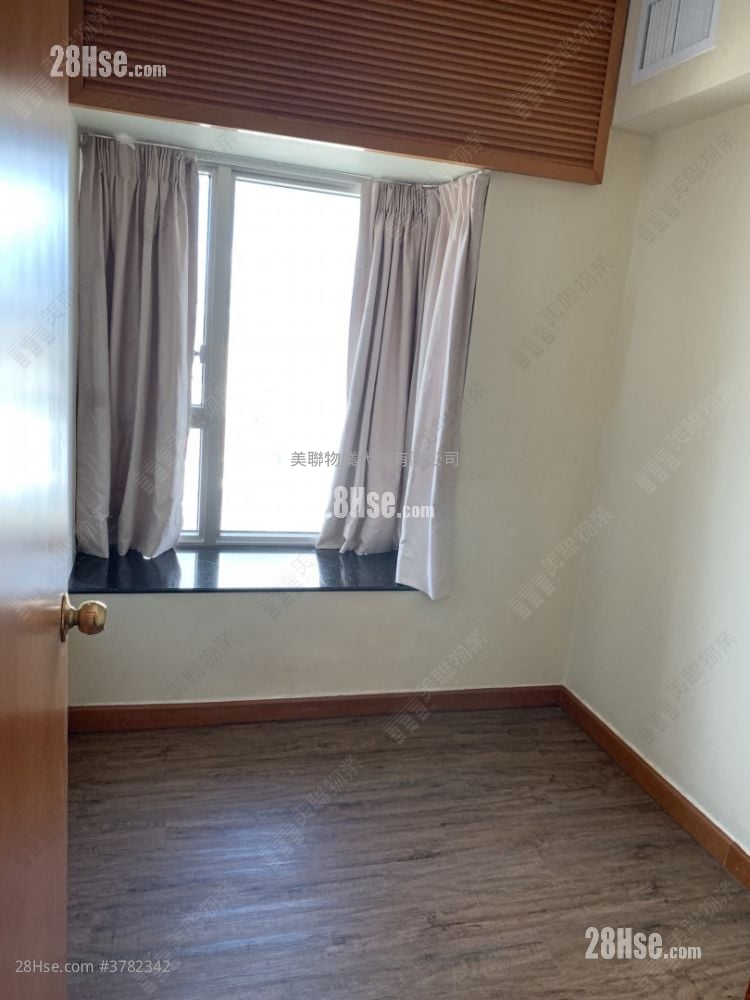 Sorrento Sell 3 Bedrooms 762 ft²