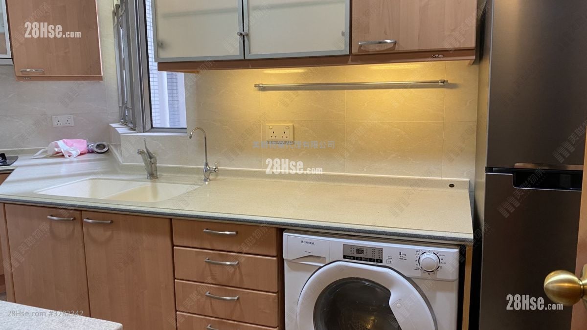 Sorrento Sell 3 Bedrooms 762 ft²