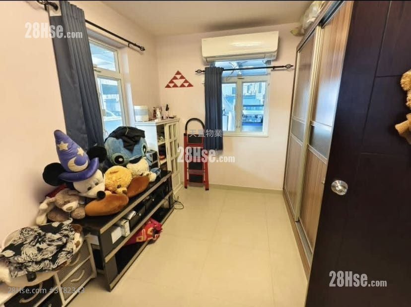 Tsing Chuen Wai Sell 2 Bedrooms , 1 Bathroom 700 ft²