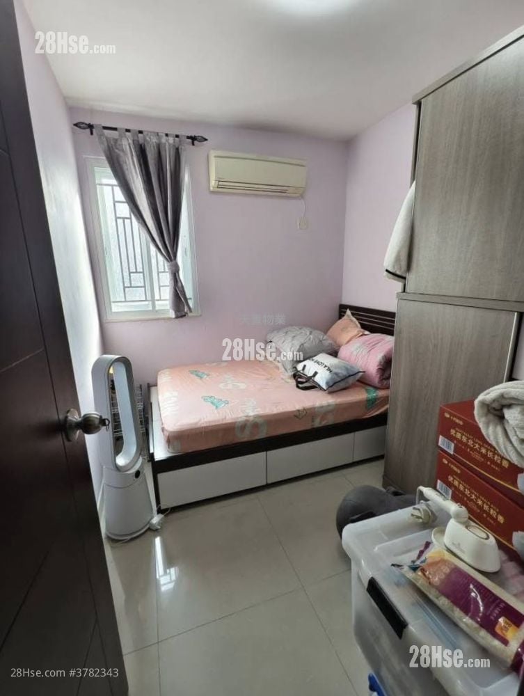 Tsing Chuen Wai Sell 2 Bedrooms , 1 Bathroom 700 ft²