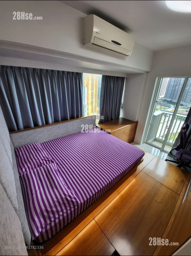 Hemera Sell 819 ft²