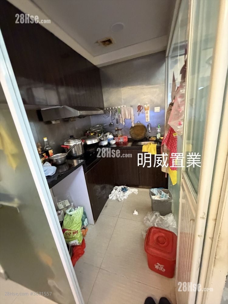 艺兴大厦 售盘 3 房 638 平方尺