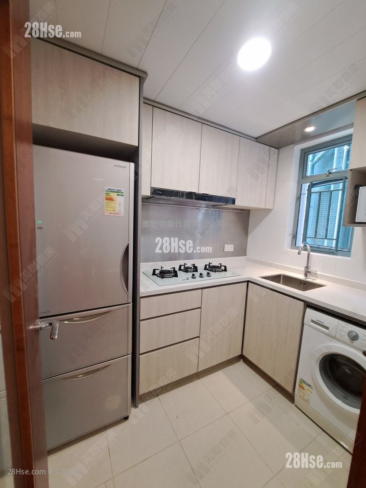 Aquamarine Sell 2 Bedrooms , 1 Bathroom 510 ft²