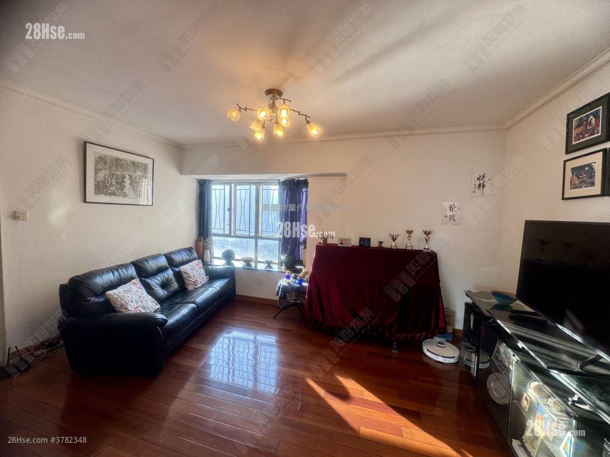 翠湖花园 售盘 3 房 , 2 浴室 742 平方尺