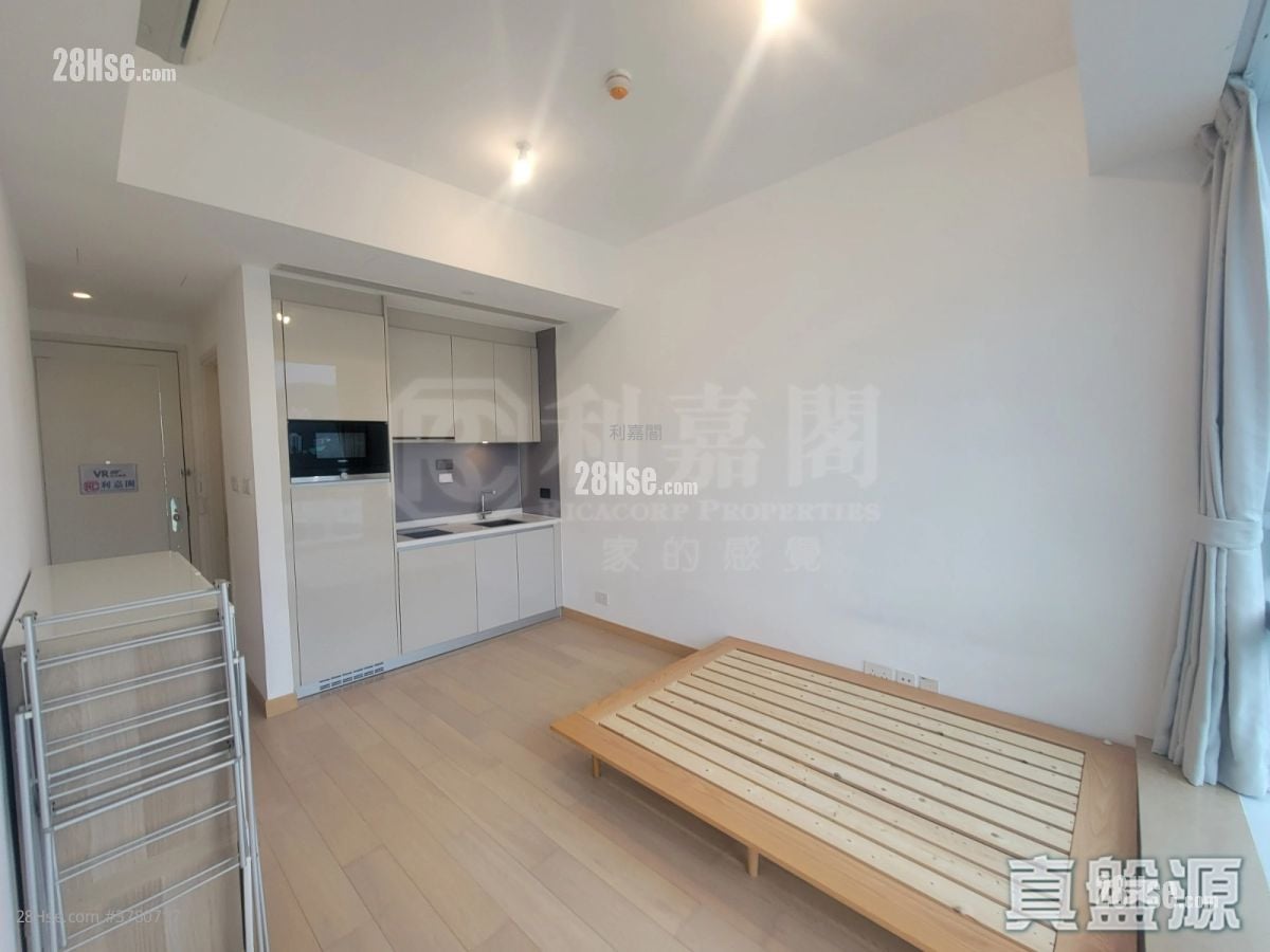 Monterey 租盘 开放式间隔 , 1 浴室 260 平方尺