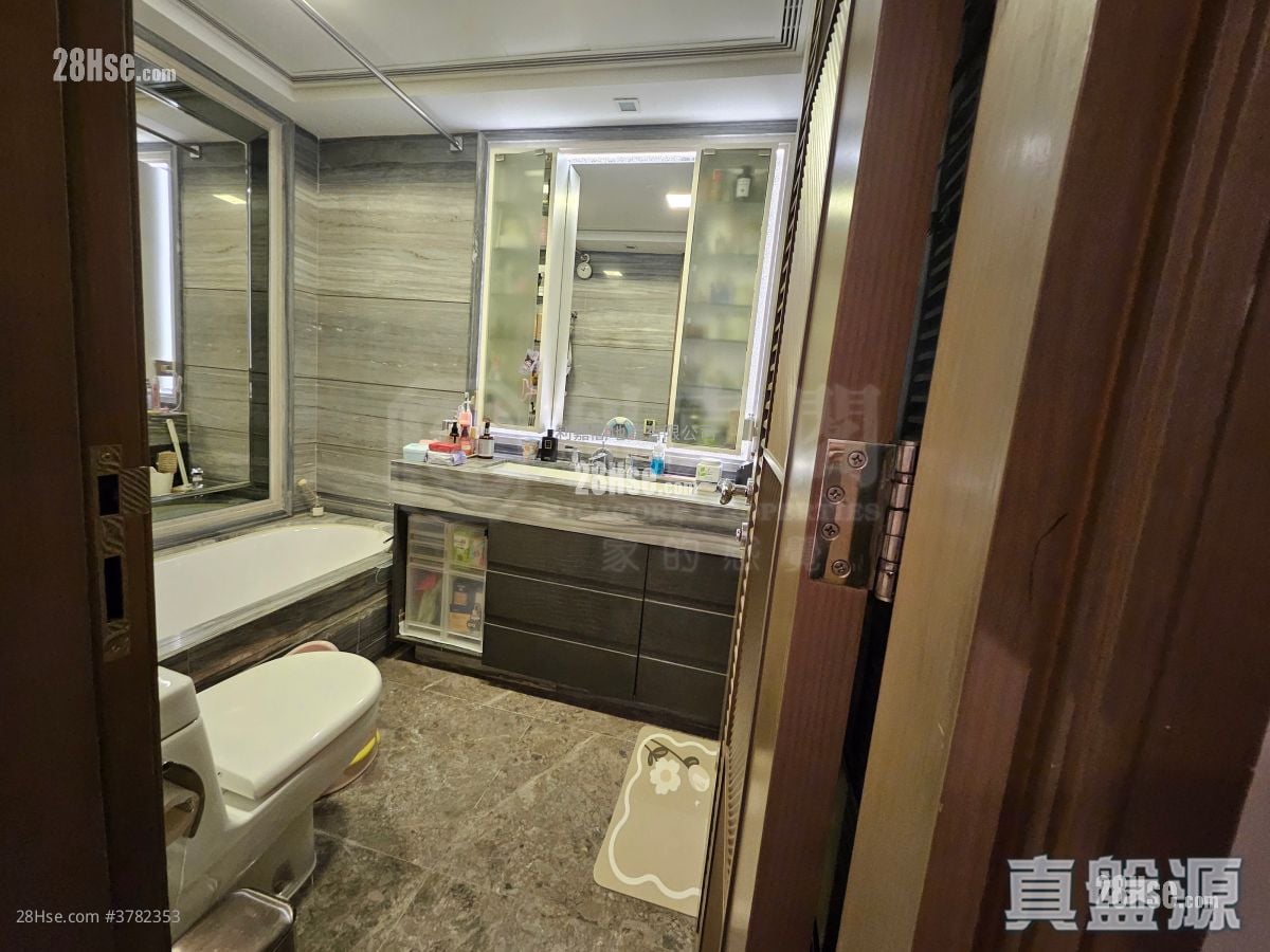 The Zumurud Sell 4 Bedrooms 1,723 ft²