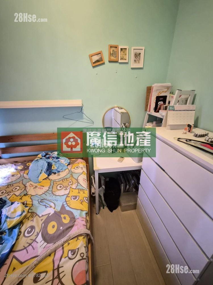 Shun King Building Sell 2 Bedrooms , 1 Bathroom 346 ft²