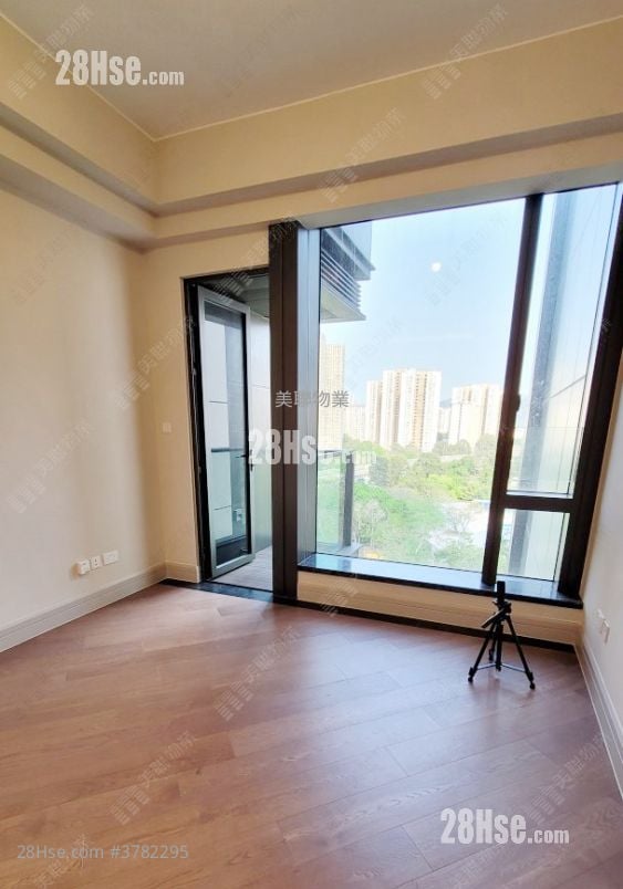 Eden Manor Sell 1 Bathroom 276 ft²