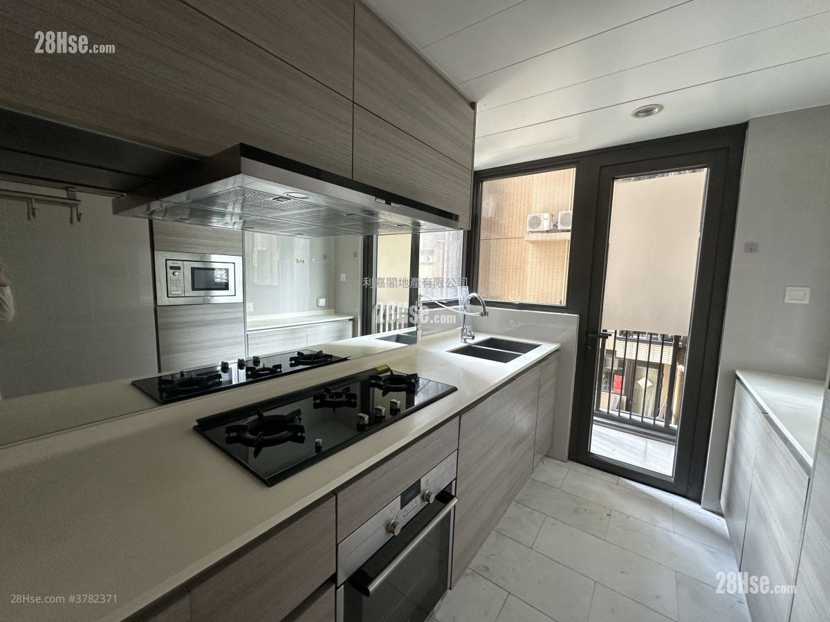 The Visionary Sell 3 Bedrooms 1,034 ft²