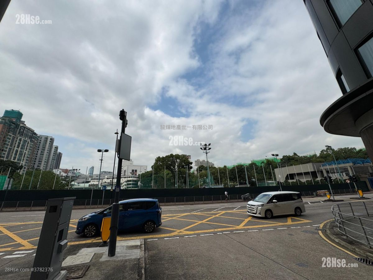 Garden Mansion Rental 1 Bedroom , 1 Bathroom 160 ft²