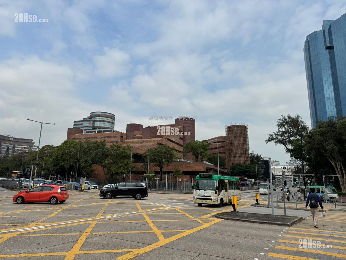 Garden Mansion Rental 1 Bedroom , 1 Bathroom 160 ft²