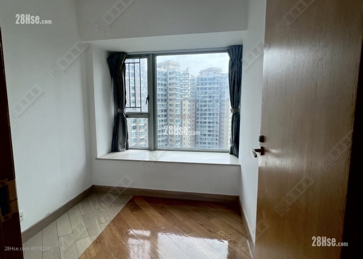 Park Island Sell 2 Bedrooms 499 ft²