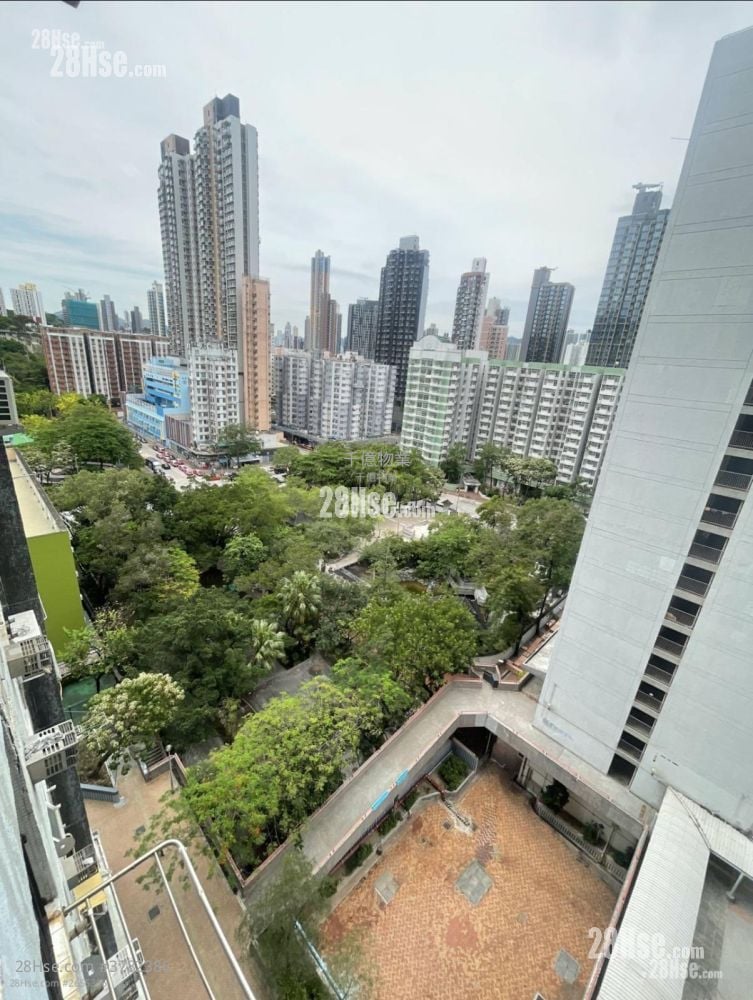 Lei Cheng Uk Estate Sell 2 Bedrooms 443 ft²