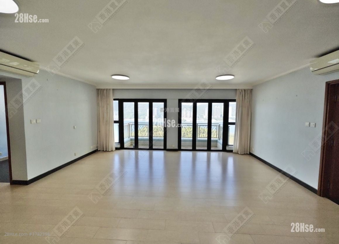 Park Island Sell 4 Bedrooms 552 ft²