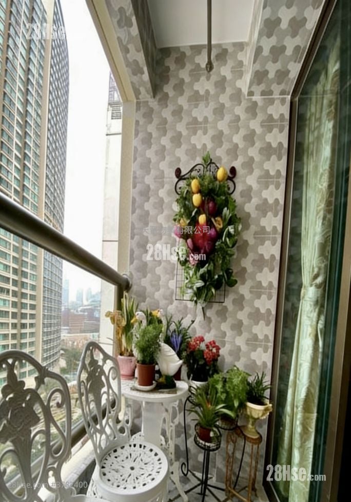 Hunghom Bay Centre Sell 3 Bedrooms , 1 Bathroom 956 ft²