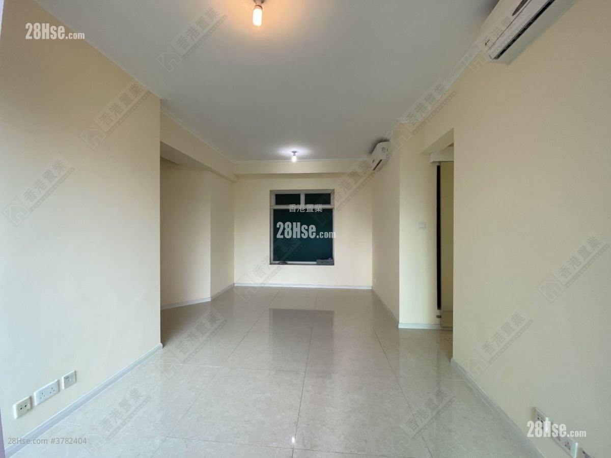 峻滢 售盘 3 房 738 平方尺