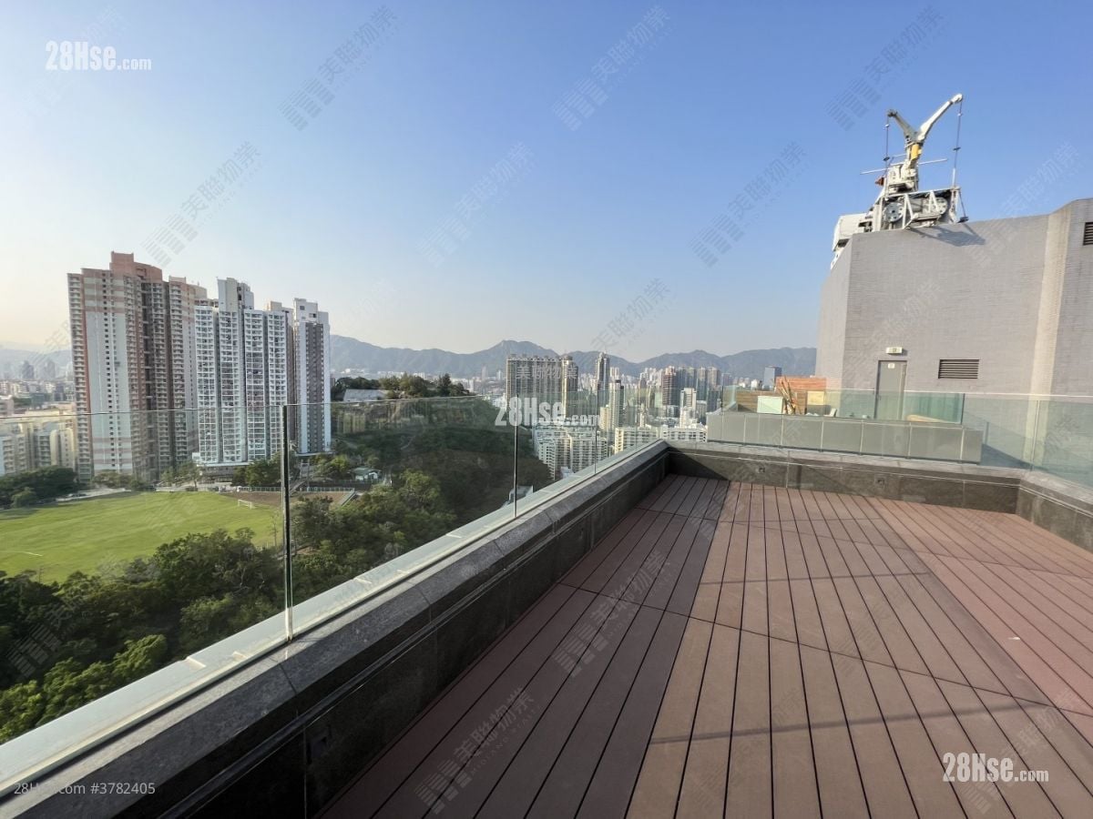 Homantin Hillside Sell 2 Bedrooms , 3 Bathrooms 1,222 ft²