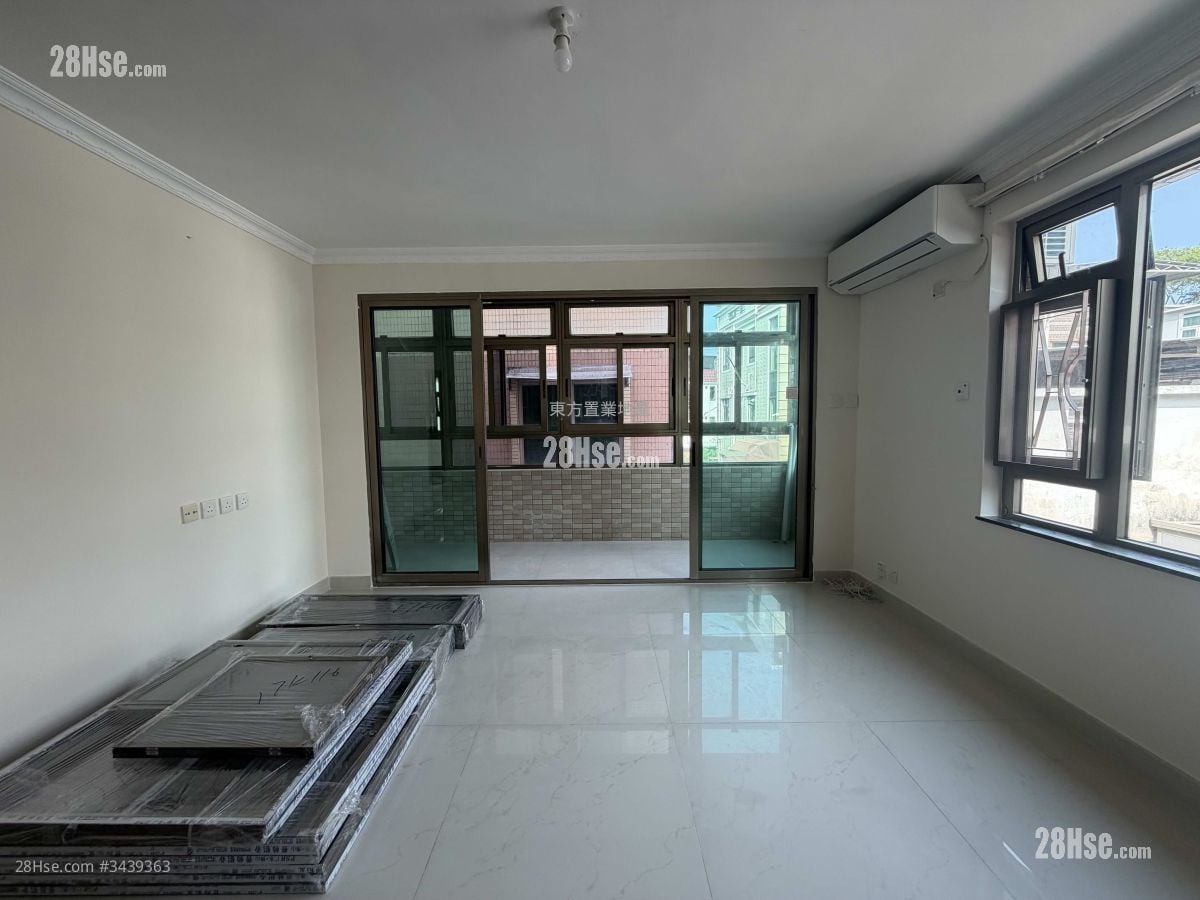 村屋 租盘 3 房 , 2 浴室 700 平方尺